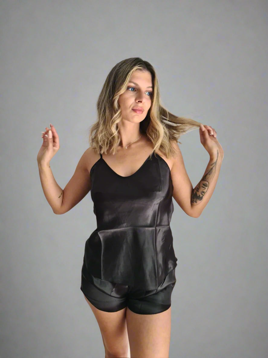 Elegant pyjamas-set med smala axelband
